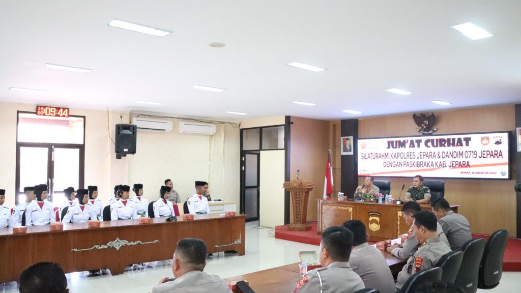 Kapolres Jepara dan Dandim Berikan Motivasi kepada Peserta Paskibraka