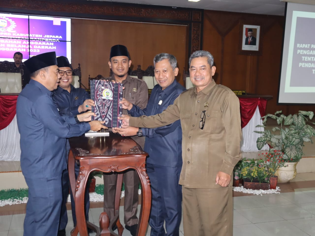 Tak Sampai Satu Pekan, DPRD Jepara Tetapkan Perubahan APBD 2023