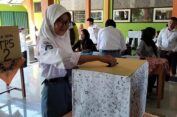 Berlatih Demokrasi, Pelajar di Batang Pilih Ketua Osis Ala Pemilu
