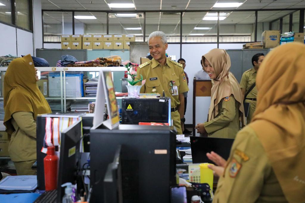 Sambangi OPD, Ganjar Kejutkan ASN Jateng: Saya Pamit dan Titip Jaga Integritas Ya