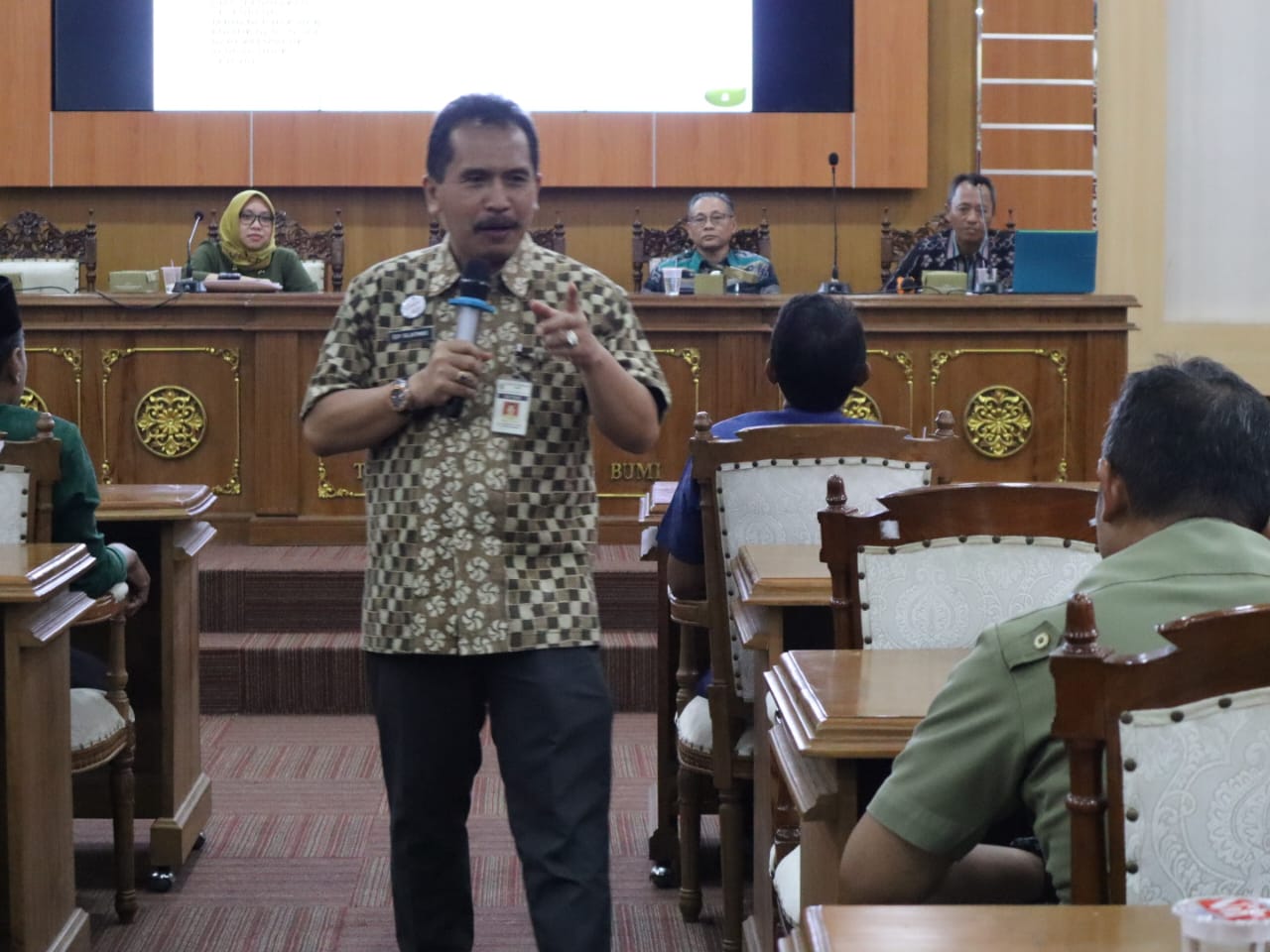 Mendekati Pemilu, Jangan Biarkan Warga Terkotak-kotak