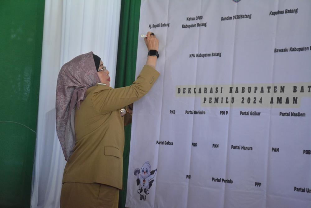 Pemkab Batang Gelar Aksi Deklarasi Pemilu Damai