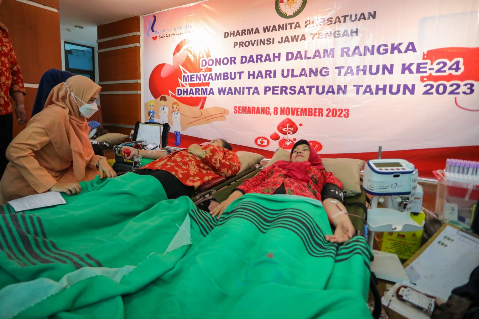 Seru! Anggota DWP Jateng Ikuti Aksi Sosial Donor Darah