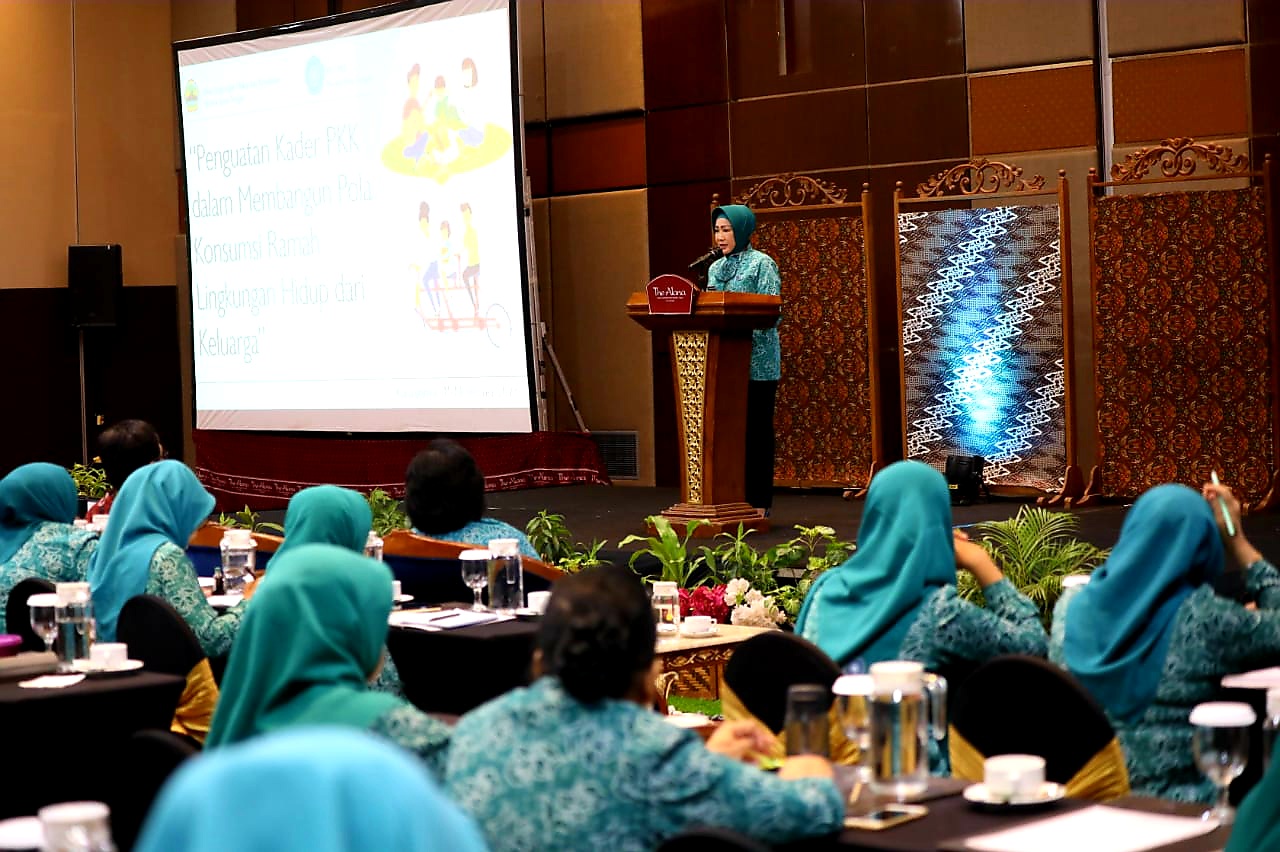 Peduli Lingkungan Hidup, Pemprov Jateng Perkuat Peran Kader PKK