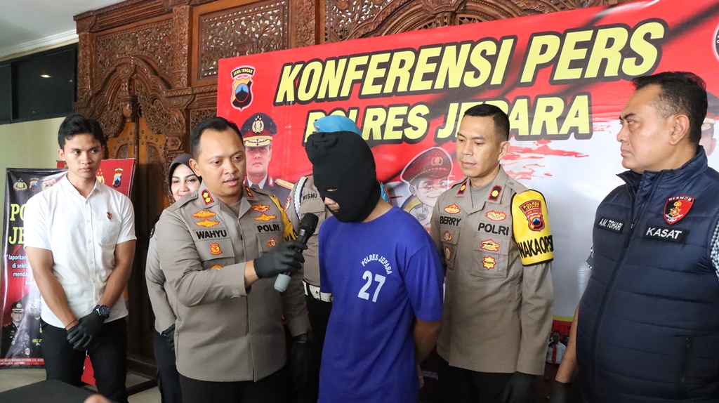 Pelaku Penganiayaan Wanita di Bondo, Ditangkap Satreskrim Polres Jepara di Malang