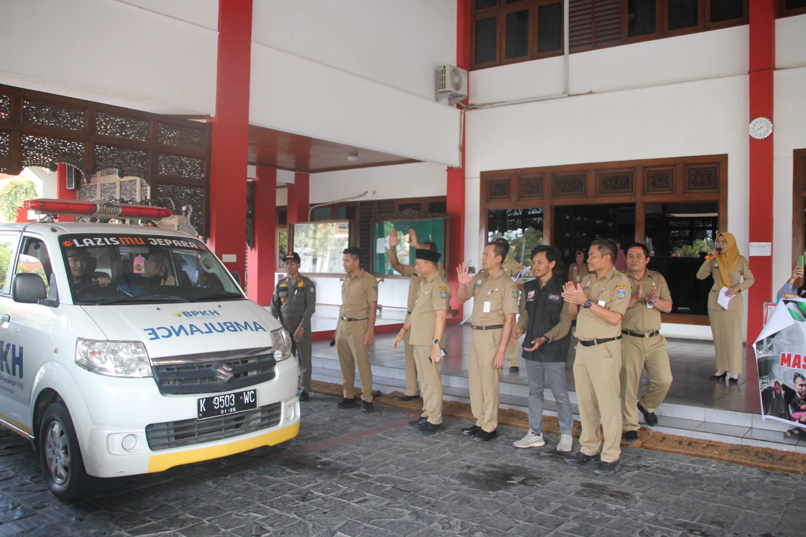 Pj. Bupati Jepara Lepas Bantuan Kemanusiaan untuk Warga Gaza