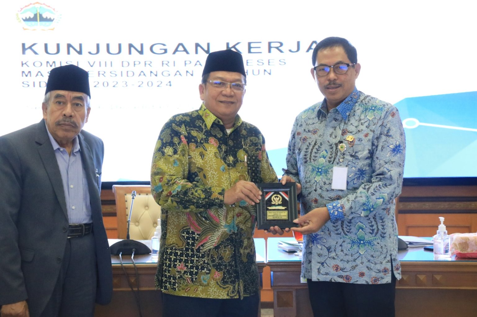 Kuota Haji 2024 Jateng Bertambah, Pj Gubernur Dorong Pembangunan Embarkasi Baru