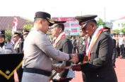 Lepas Anggota Pensiun, Polres Jepara Gelar Pawai Purna Bakti