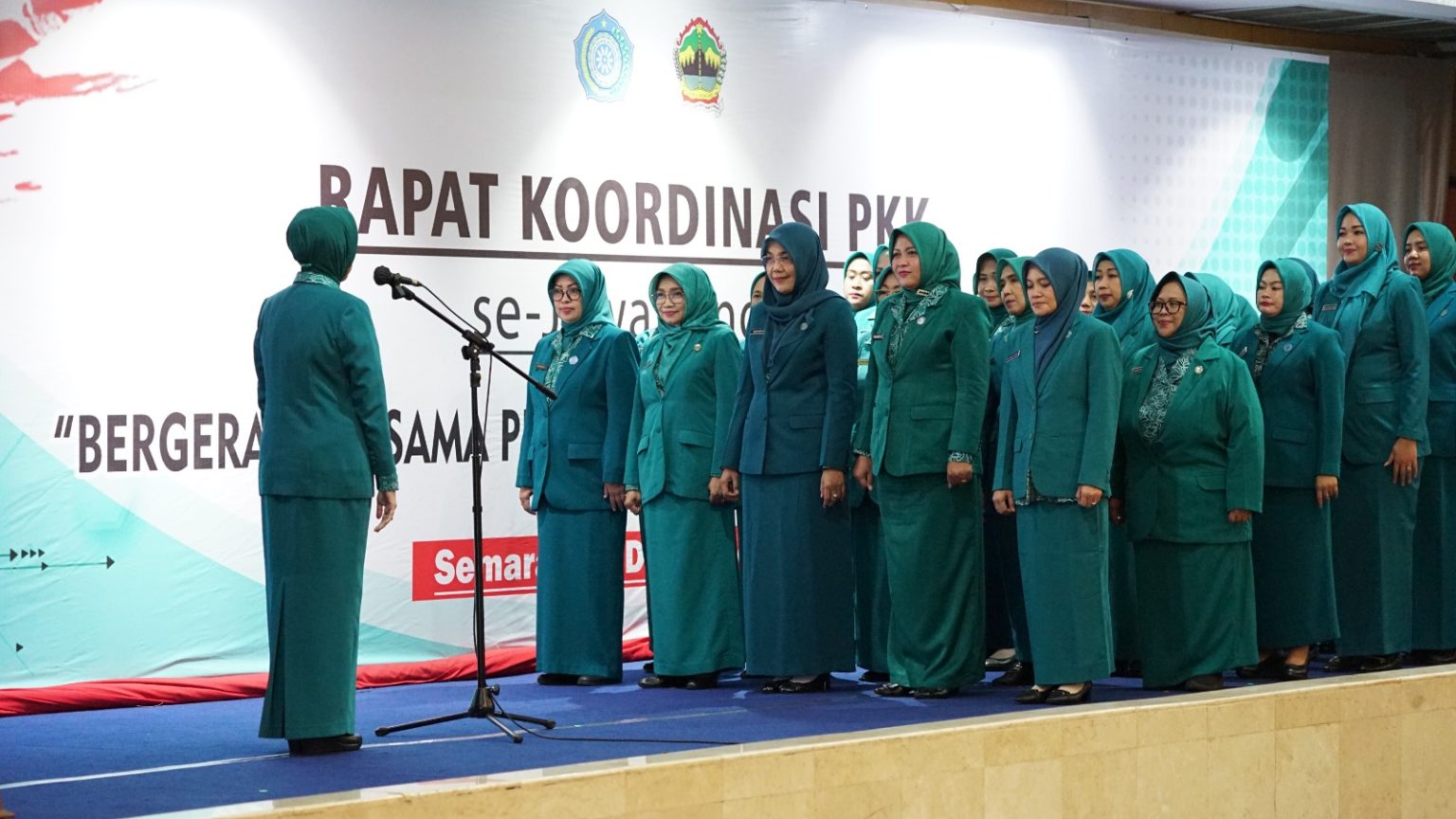 Pj Ketua TP PKK Kukuhkan Pembina Posyandu se-Jateng