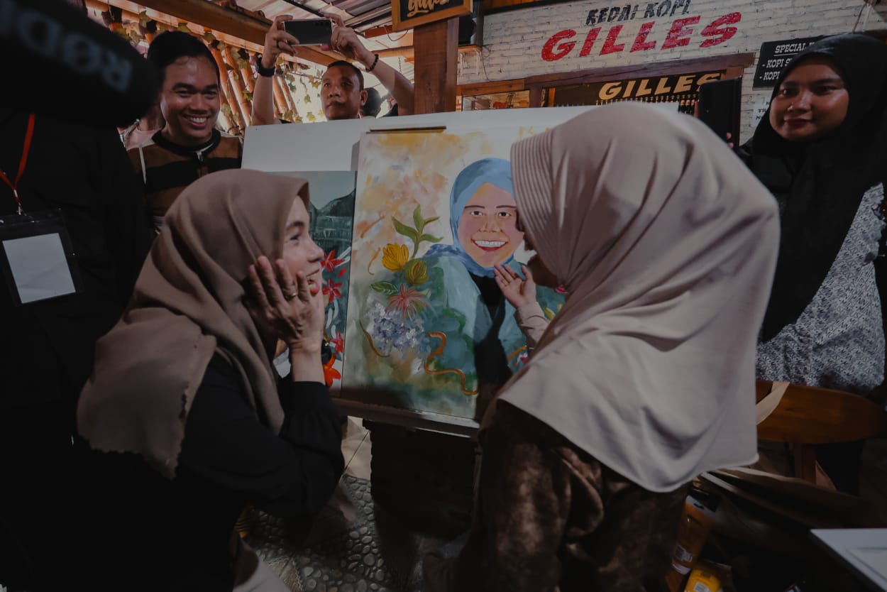 Senangnya Nayla Ketemu Atikoh di Hari Disabilitas Internasional