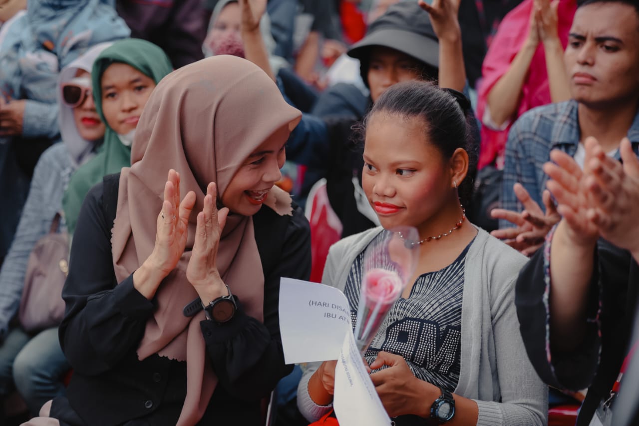 Diskusi Bareng Penyandang Disabilitas, Atikoh Tegaskan Inklusivitas Jadi Tanggung Jawab Bersama