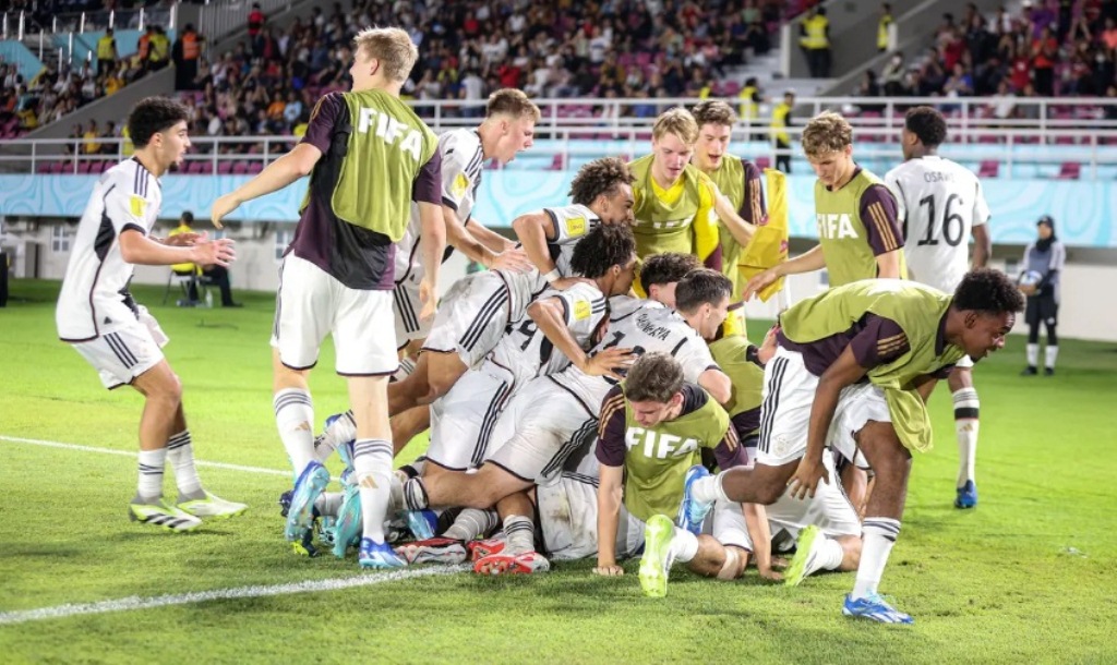 Kalahkan Prancis Lewat Adu Penalti, Jerman Cetak Sejarah Menjuarai Piala Dunia U-17 2023