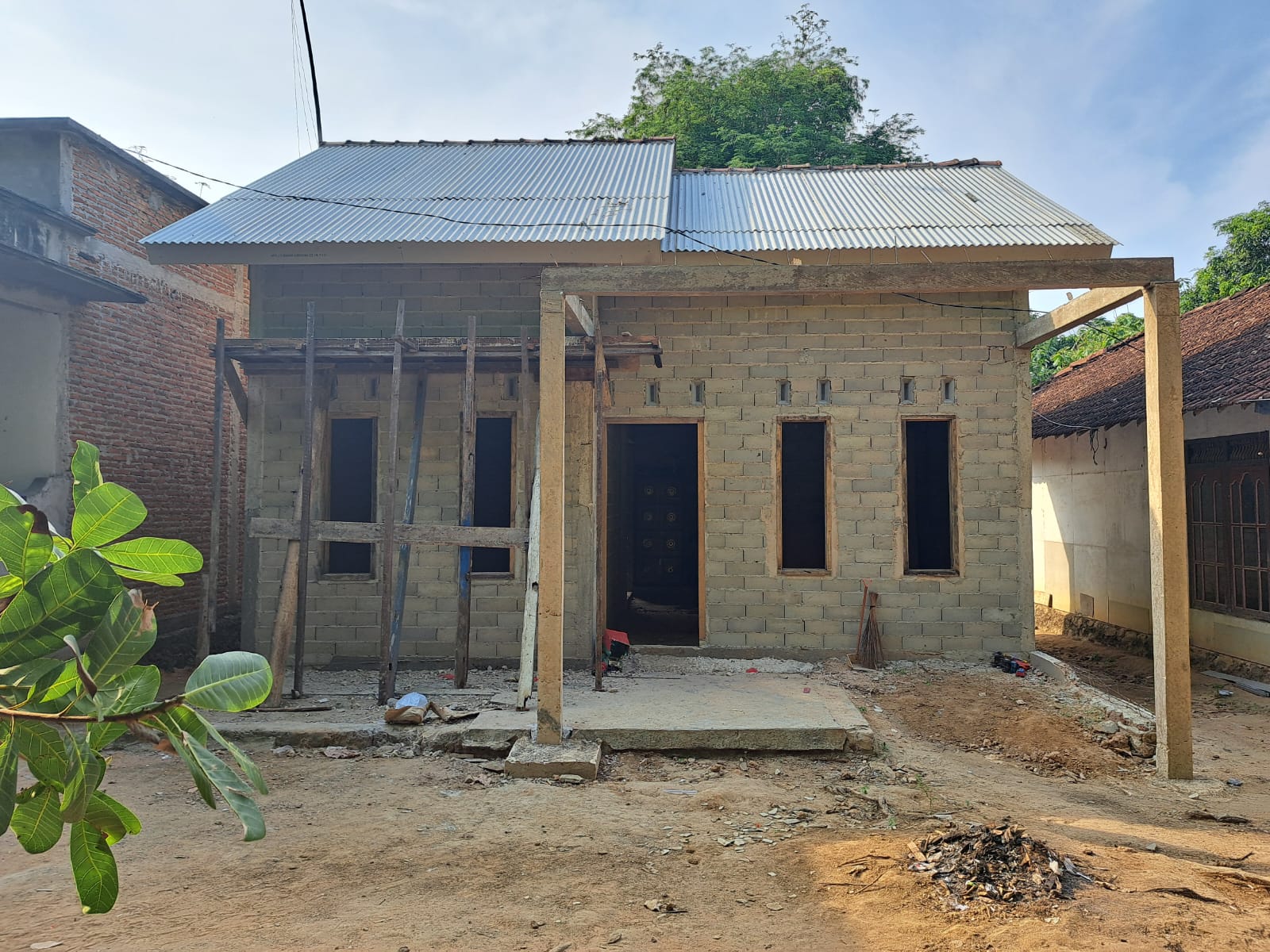 Pemkab Jepara Bantu Rehab RTLH hingga Beri Tenda dan Gerobak Dagang