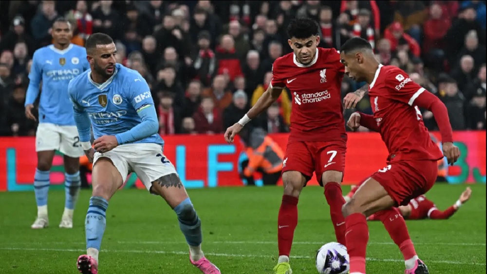 Liga Inggris: Liverpool dan Man City Berbagi Poin, Arsenal Tetap di Puncak