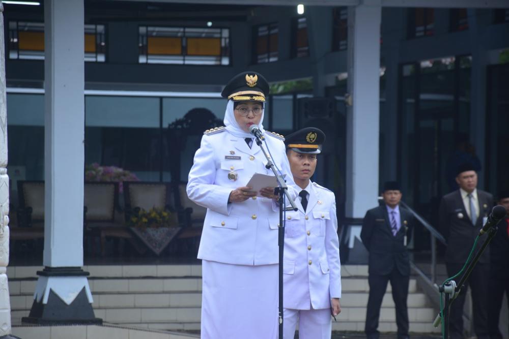 Pj Bupati Batang Pimpin Upacara Peringatan Hari Otonomi Daerah XXVIII Tahun 2024