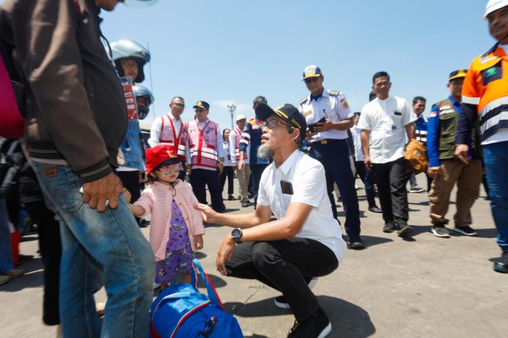 Sekda Jateng Sambut Kedatangan Pemudik Gratis Gunakan Kapal