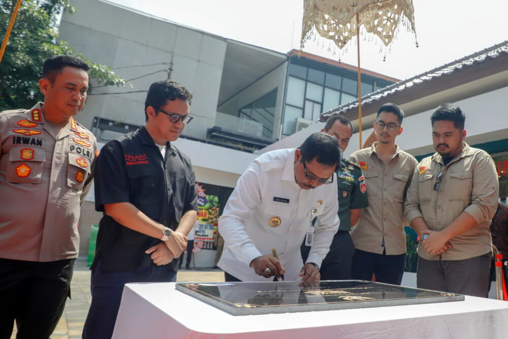 Turunkan Pengangguran Terbuka, Pj Gubernur Terus Dorong Tumbuhnya Investasi di Jateng