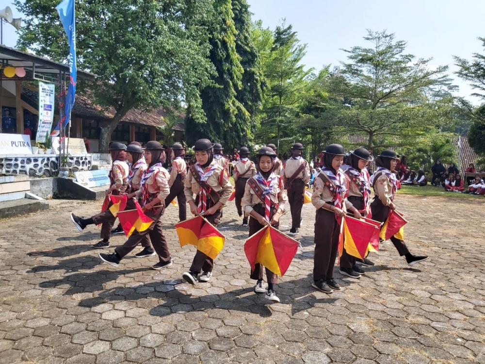 Kenalkan Lingkungan Sekolah, SMPN 2 Bandar Tampilkan Ekstrakurikuler Unggulan