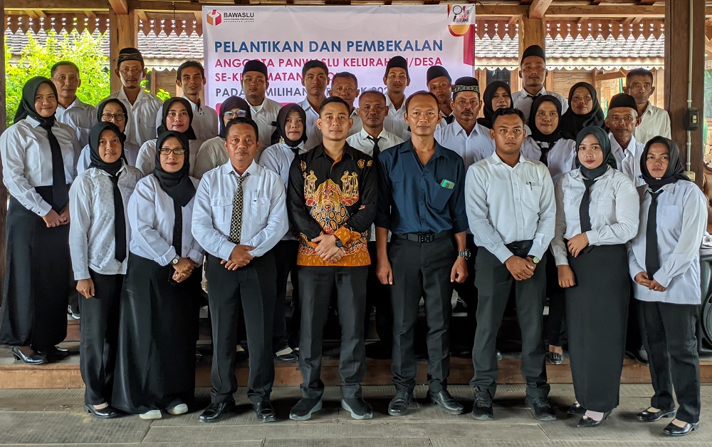 Bawaslu Blora Lantik 295 PKD Pilkada 2024