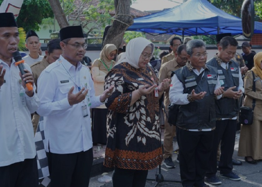 Calon Jemaah Haji Kloter 87 Kabupaten Sragen Dilepas Bupati