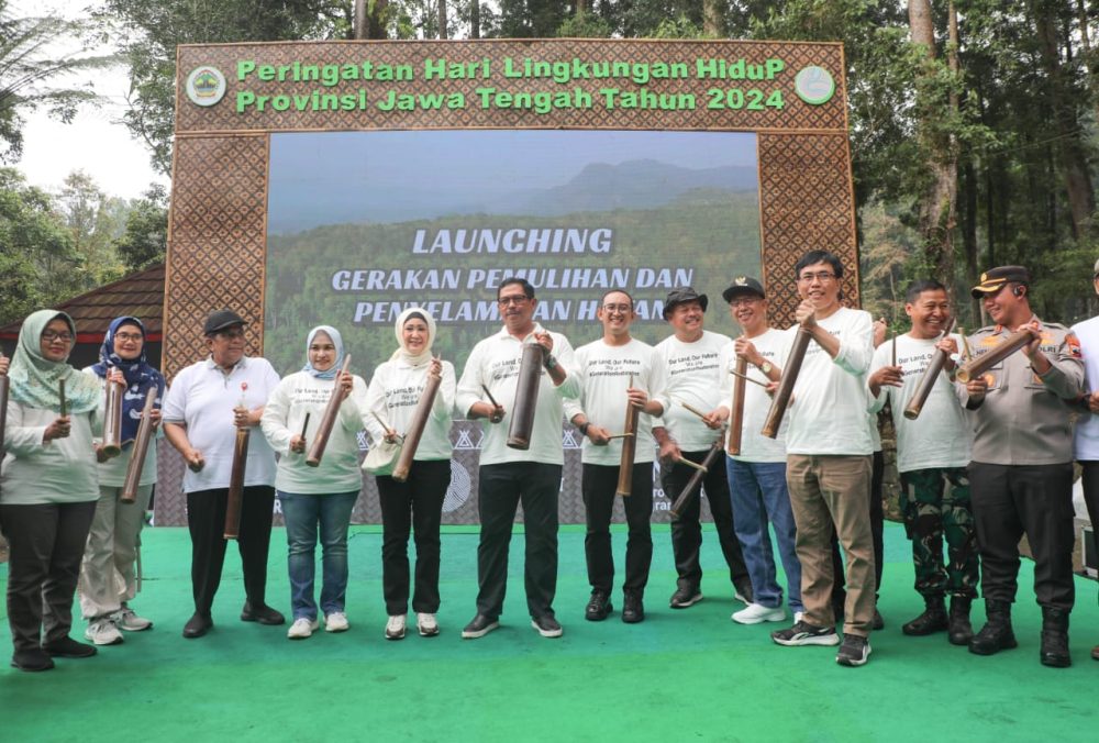 Pemprov Jateng Bertekad Pulihkan dan Selamatkan Hutan untuk Tekan Emisi