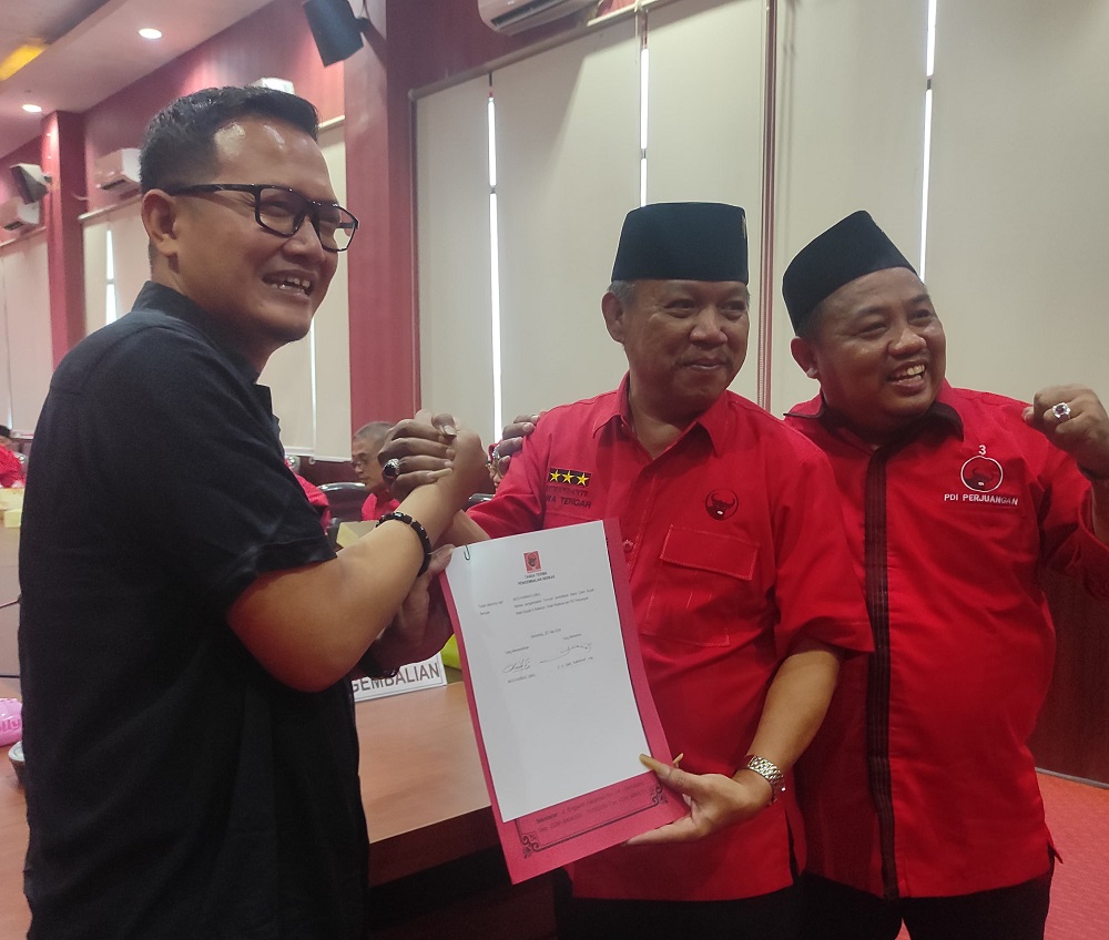 Iqbal Bejeu Kembalikan Formulir Pendaftaran Bacabup Jepara ke PDIP Jateng