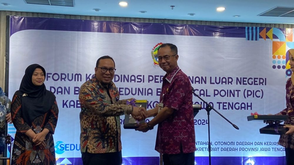 Terbukti Permudah Pengurusan Perizinan ke Luar Negeri, Jateng Terus Kembangkan Aplikasi “Sedunia”