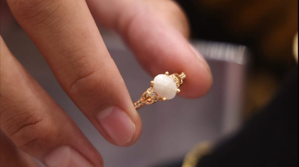 Keren, Aksesoris Berbahan ASI pun Tampil pada Pameran Produk UMKM Jateng di Bali