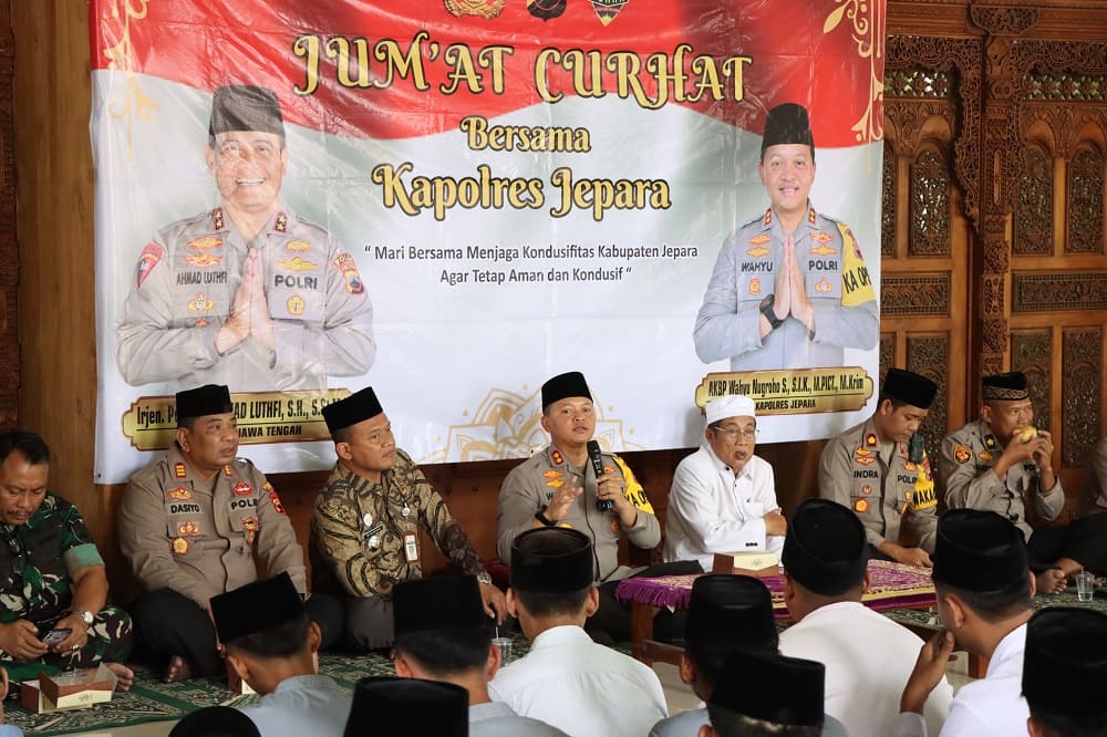 Jumat Curhat Bersama Santri, Ini yang Disampaikan Kapolres Jepara