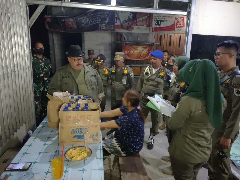 “Es Moni”, Miras Oplosan Populer di Kalangan Anak Muda