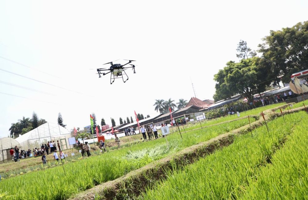 Canggih! Drone Pemupuk hingga Otomatisasi Pertanian Meriahkan JAE 2024