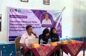 Bareng Mahasiswa Upgris, Guru SD Belajar Pembuatan Video Berbasis AI