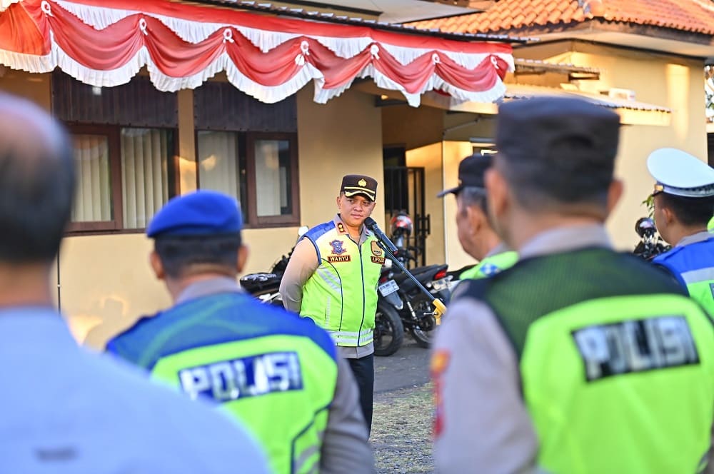 Gelorakan Commander Wish Kapolda Jateng, Ratusan Polisi di Jepara Terjun Langsung Layani Masyarakat