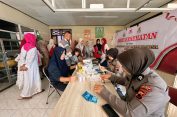 Sambut HUT ke-76, Polwan Jepara Gelar Bakti Kesehatan di Sekolah Luar Biasa
