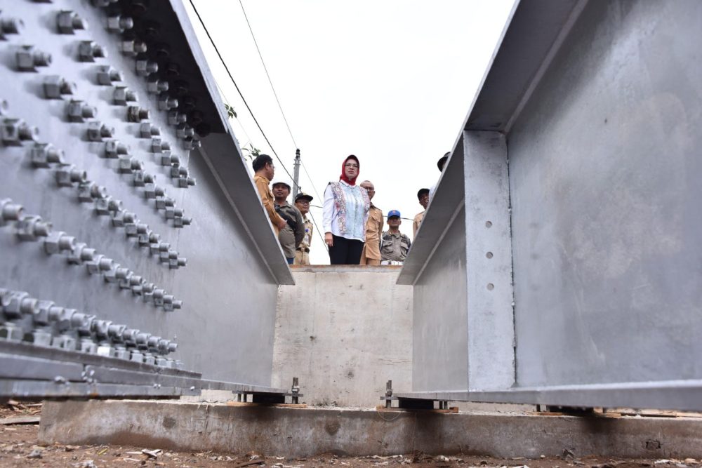 Tinjau Proyek Jembatan Weru, Bupati Sukoharjo Targetkan Rampung Akhir Tahun