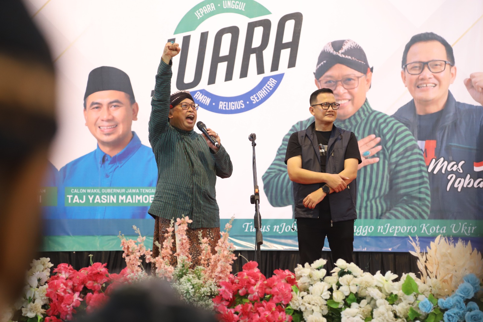 Ribuan Warga Jepara Deklarasi Dukung Gus Nung-Iqbal Bejeu