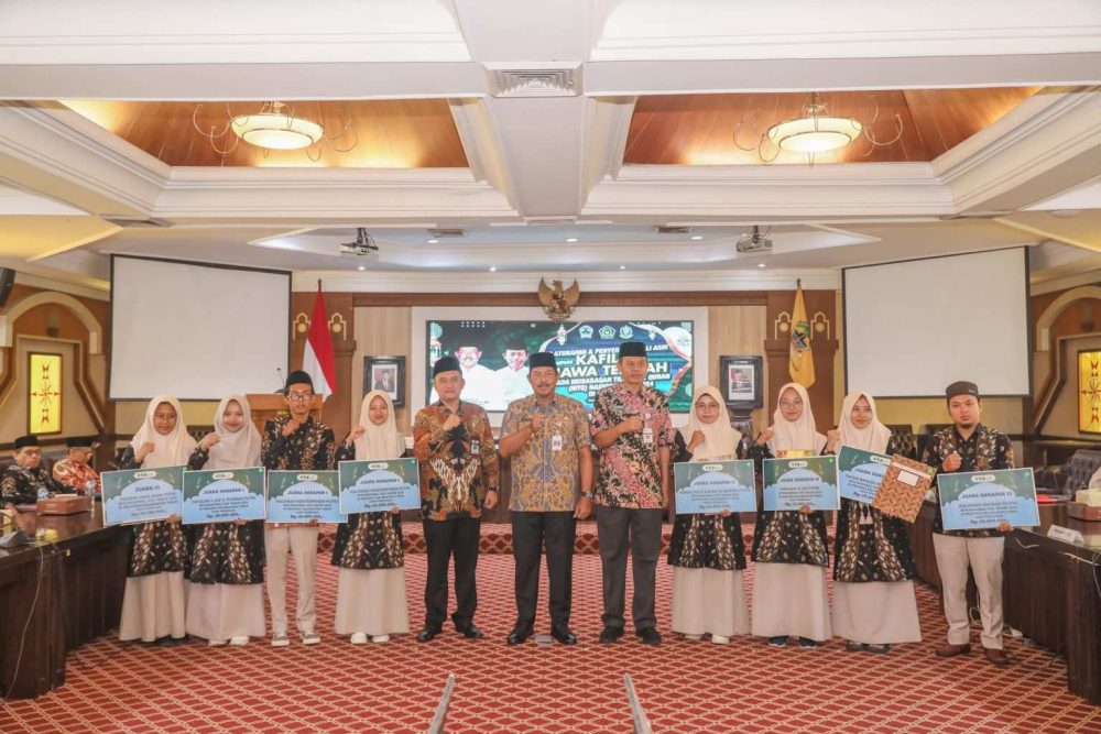 Nana Serahkan Tali Asih Peserta MTQ Nasional Asal Jateng Senilai Rp190 Juta