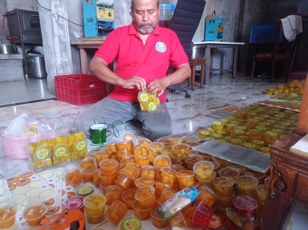 Berkunjung ke Demak, Jangan Lupa Oleh-oleh Manisan Buah Khas Demak
