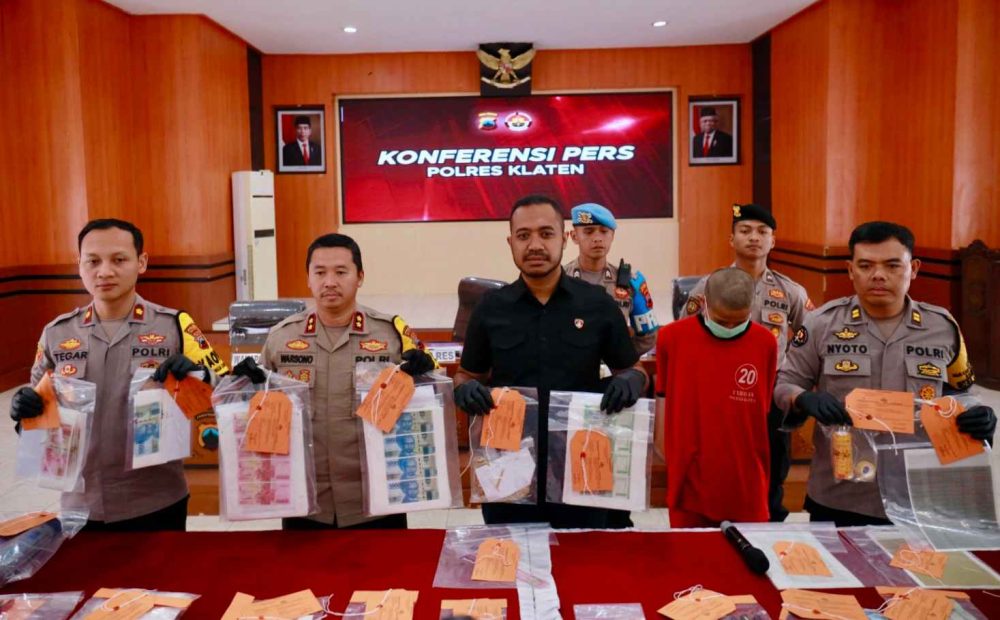 Polisi Tangkap Pengedar Uang Palsu di Klaten, Modus Bayar Makanan di Warung
