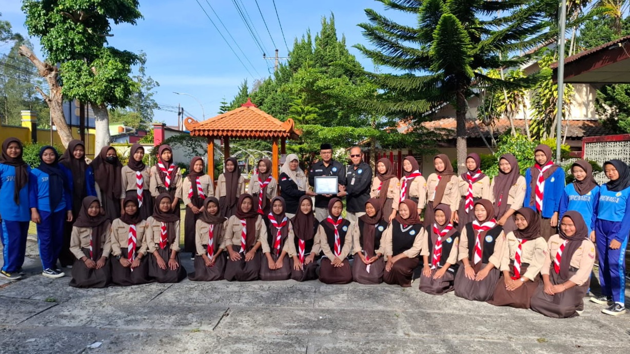 SMP N 1 Ngablak Raih Sekolah Adiwiyata Nasional Tahun 2024