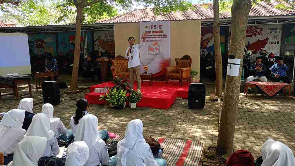 Merasa Keren dengan Belajar Berdemokrasi di Bangku Sekolah