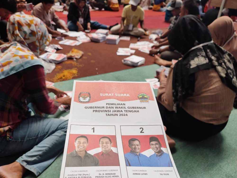 KPU Temanggung Mulai Sortir dan Pelipatan Surat Suara