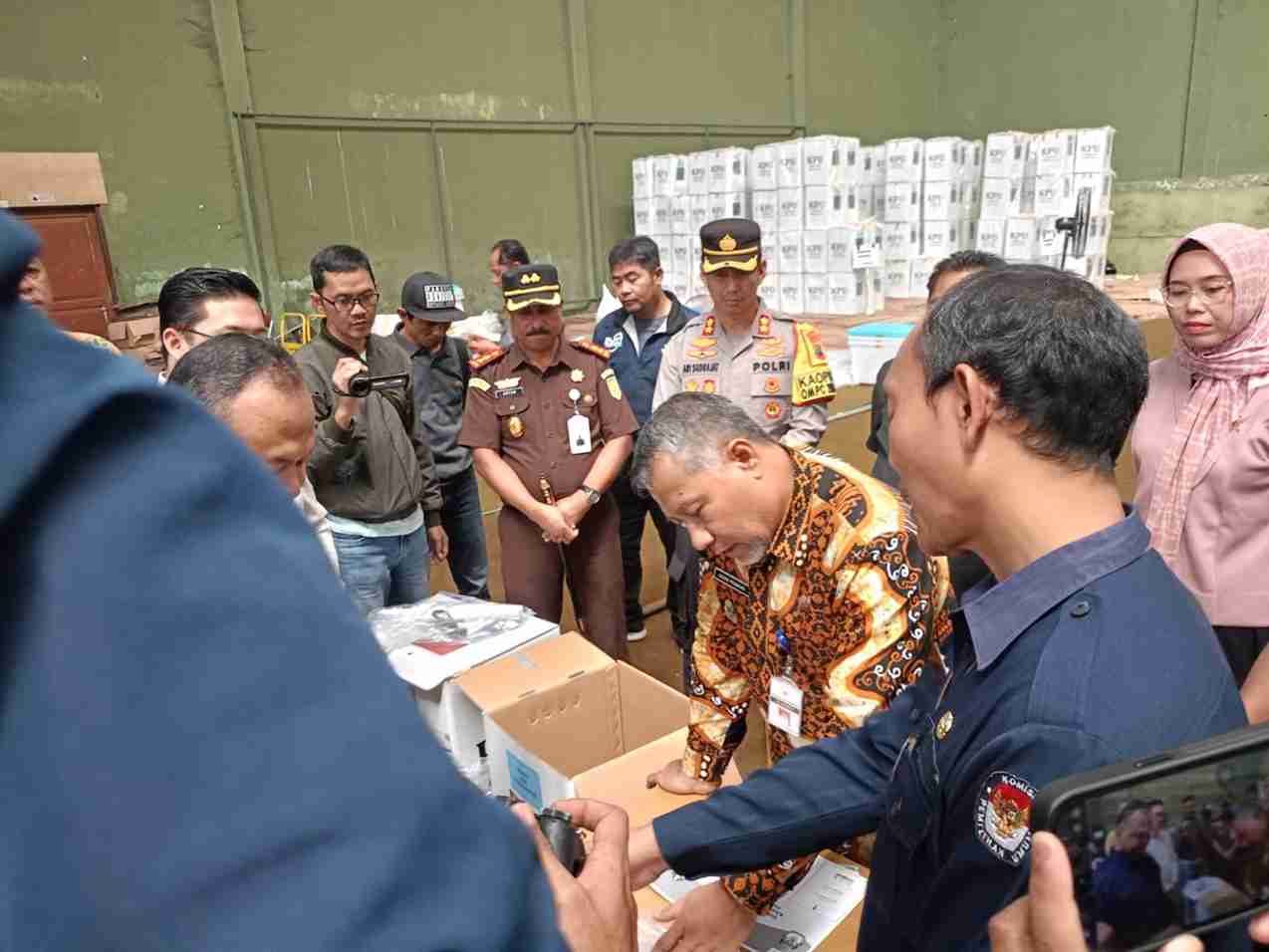 Pastikan Surat Suara Pilkada Siap, Forkompimda Temanggung Tinjau Gudang Logistik