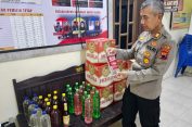 Operasi Pekat, Polres Klaten Sita Ratusan Botol Miras di Akhir Pekan