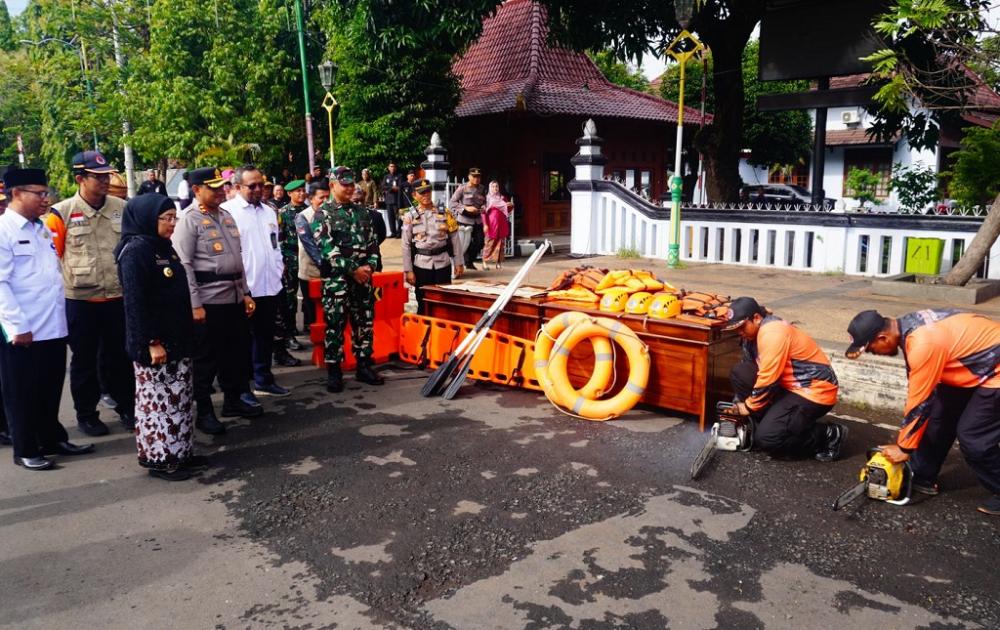 Antisipasi Cuaca Ekstrem, Pemkab Batang Siapkan 300 Personel Penanggulangan Bencana