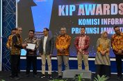 Bawaslu Jepara Raih Penghargaan KIP Award 2024
