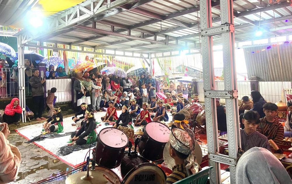 Sambut Ramadan, Warga Desa Pacet Gelar “Tutupan Kesenian Turonggo Mudho”