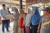 Baznas Jepara Salurkan Zakat Produktif kepada 61 Mustahik