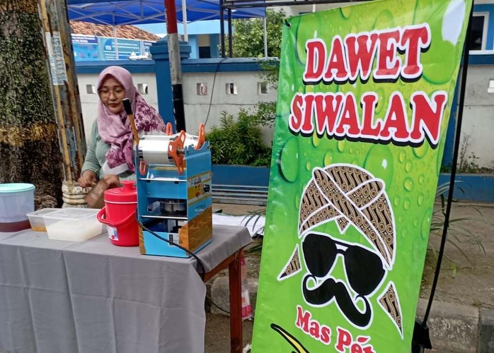 Dawet Siwalan, Minuman Segar Inovatif dari Rembang