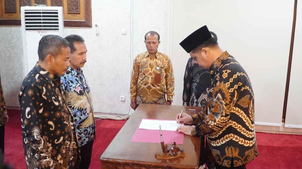 Bupati Tetapkan Edy Sujatmiko Menjadi Kepala Diskarpus Jepara